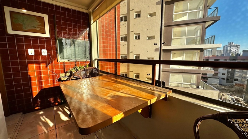 APARTAMENTO A VENDA NA ZONA NOVA COM SACADA: 2ª foto da galeria de imagens do imóvel