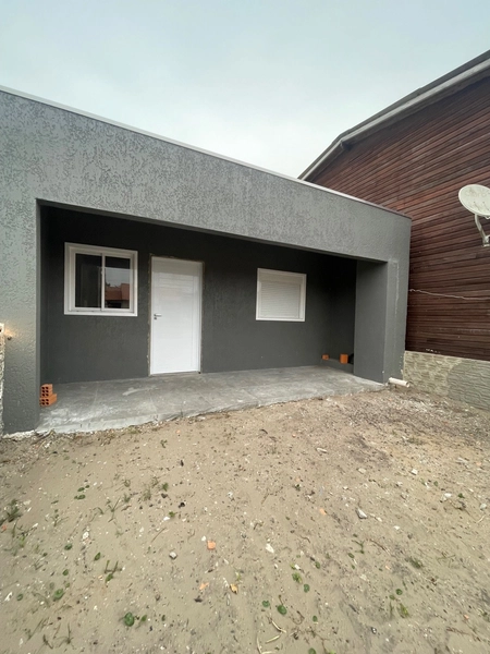 CASA Á VENDA EM CAPÃO NOVO