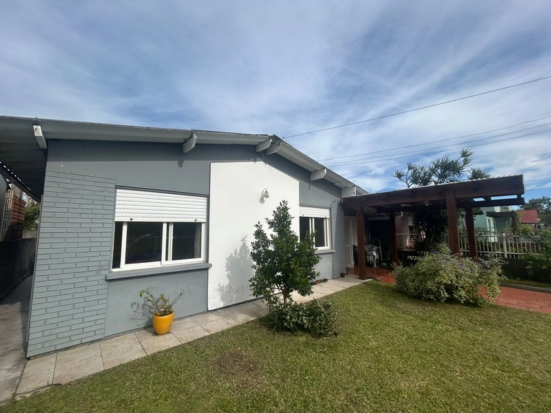 CASA ATLÂNTIDA SUL - 3 DORMITÓRIOS: 1ª foto da galeria de imagens do imóvel