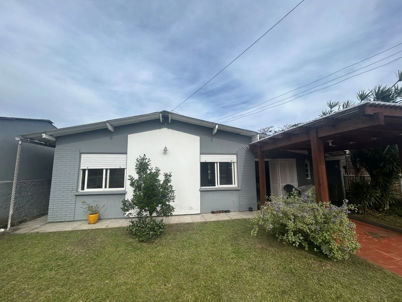 CASA ATLÂNTIDA SUL - 3 DORMITÓRIOS: 2ª foto da galeria de imagens do imóvel
