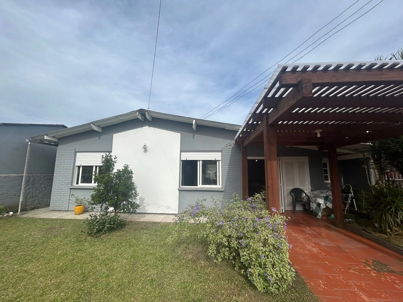 CASA ATLÂNTIDA SUL - 3 DORMITÓRIOS: 3ª foto da galeria de imagens do imóvel