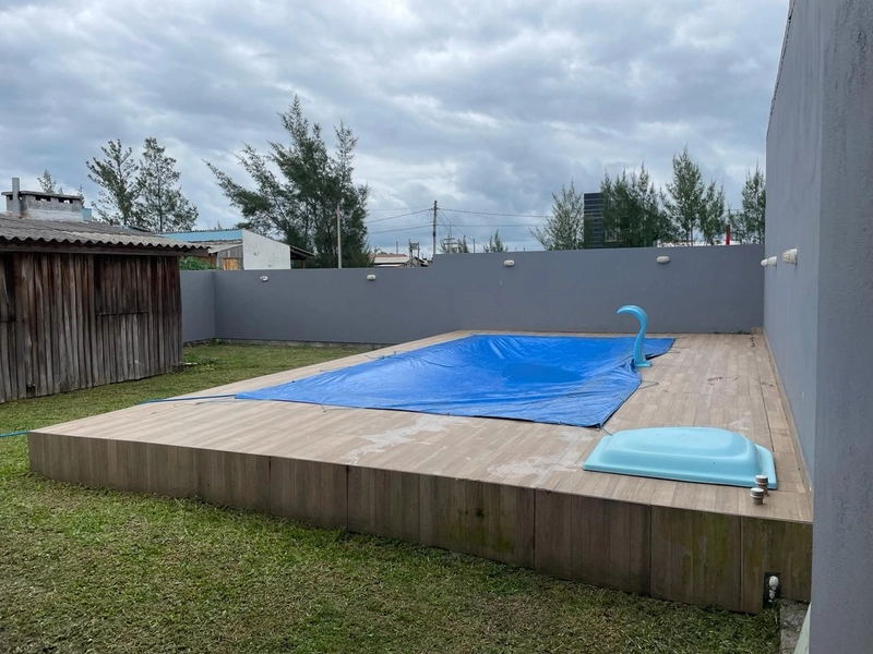 CASA COM PISCINA E TERRENO INTEIRO EM MARIÁPOLIS: 9ª foto da galeria de imagens do imóvel
