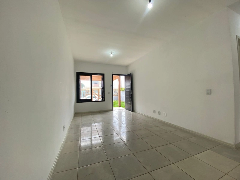 CASA A VENDA EM CAPÃO DA CANOA: 3ª foto da galeria de imagens do imóvel