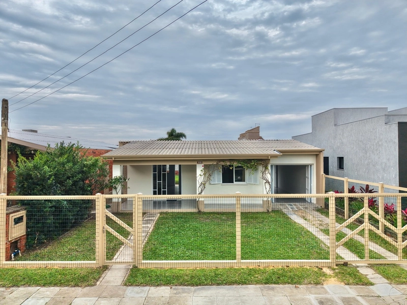 CASA A VENDA EM XANGRI-LA: 1ª foto da galeria de imagens do imóvel