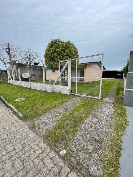 ÁREA RESIDENCIAL EM BAIRRO NOBRE COM METRAGEM TOTAL RARA: 2ª foto da galeria de imagens do imóvel