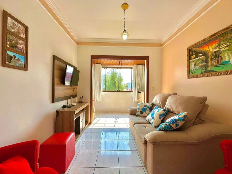 APARTAMENTO 2 DORMITÓRIOS MUITO BEM LOCALIZADO