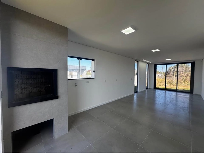 CASA DE ESQUINA - 2 DORMITÓRIOS EM XANGRI-LA / COM PISCINA: 10ª foto da galeria de imagens do imóvel