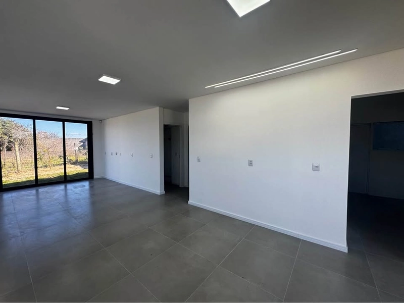 CASA DE ESQUINA - 2 DORMITÓRIOS EM XANGRI-LA / COM PISCINA: 12ª foto da galeria de imagens do imóvel