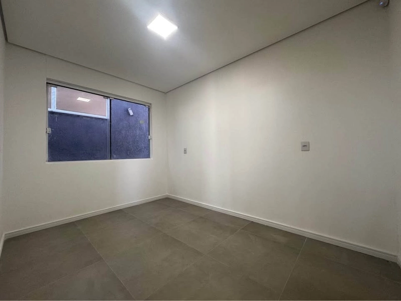 CASA DE ESQUINA - 2 DORMITÓRIOS EM XANGRI-LA / COM PISCINA: 9ª foto da galeria de imagens do imóvel