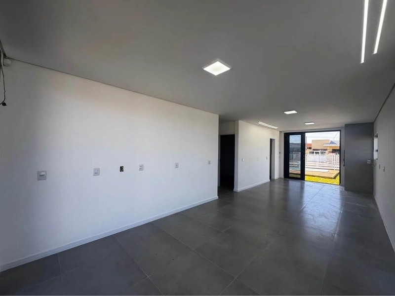 CASA DE ESQUINA - 2 DORMITÓRIOS EM XANGRI-LA / COM PISCINA: 8ª foto da galeria de imagens do imóvel