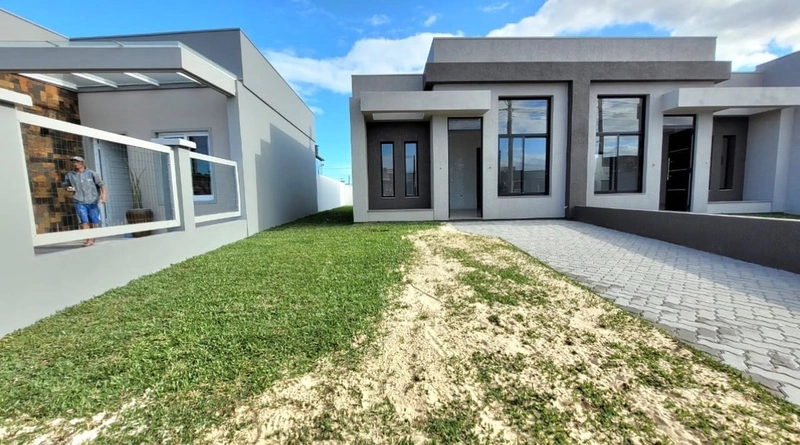 CASA A VENDA EM CAPÃO DA CANOA: 2ª foto da galeria de imagens do imóvel