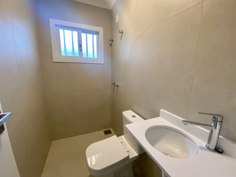 CASA A VENDA EM XANGRI-LA: 8ª foto da galeria de imagens do imóvel