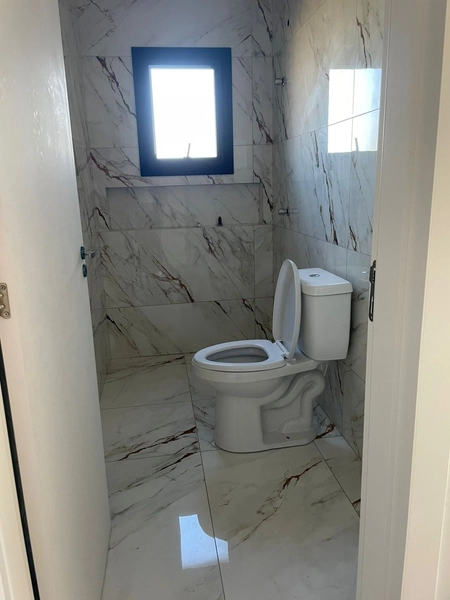 CASA A VENDA EM XANGRI-LA: 6ª foto da galeria de imagens do imóvel