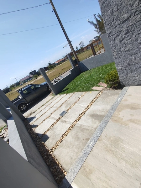 CASA A VENDA EM XANGRI-LA: 3ª foto da galeria de imagens do imóvel