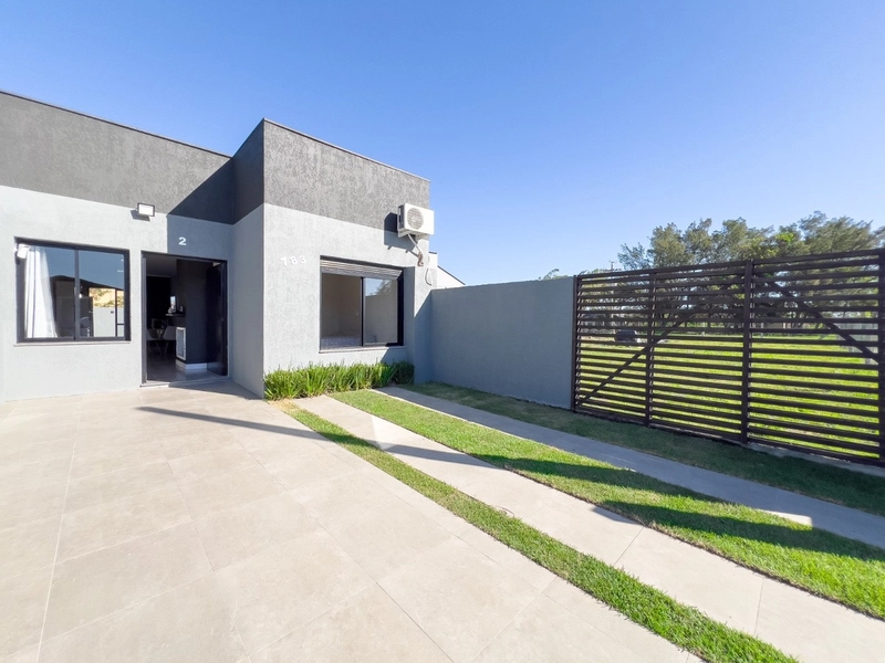 CASA A VENDA EM XANGRI-LA: 1ª foto da galeria de imagens do imóvel