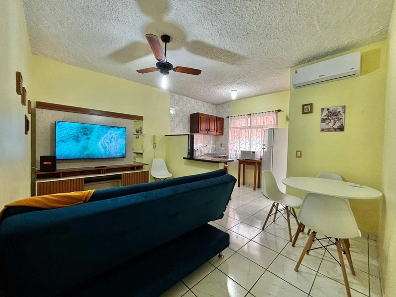 APARTAMENTO 1 QUADRA DO MAR | ZONA NOVA