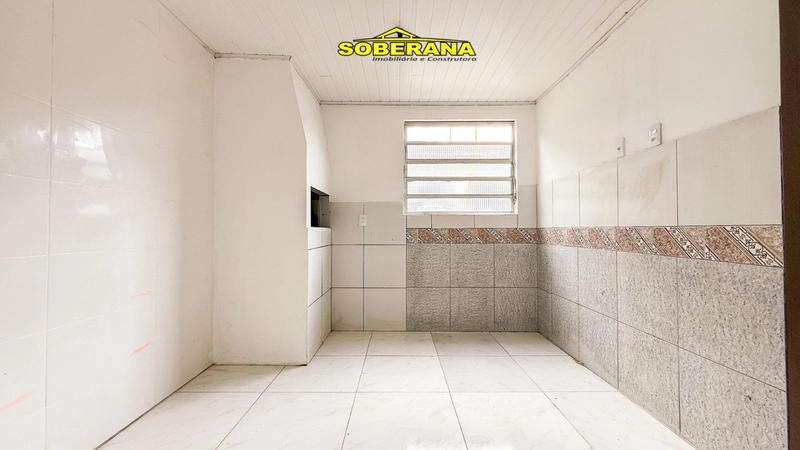 TERRENO COM DUAS BOAS CASAS NO PÁTIO EM CAPÃO NOVO: 10ª foto da galeria de imagens do imóvel