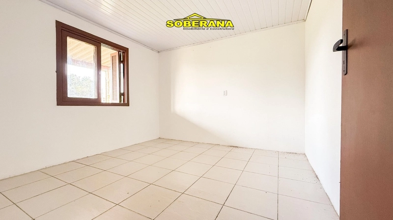 TERRENO COM DUAS BOAS CASAS NO PÁTIO EM CAPÃO NOVO: 16ª foto da galeria de imagens do imóvel