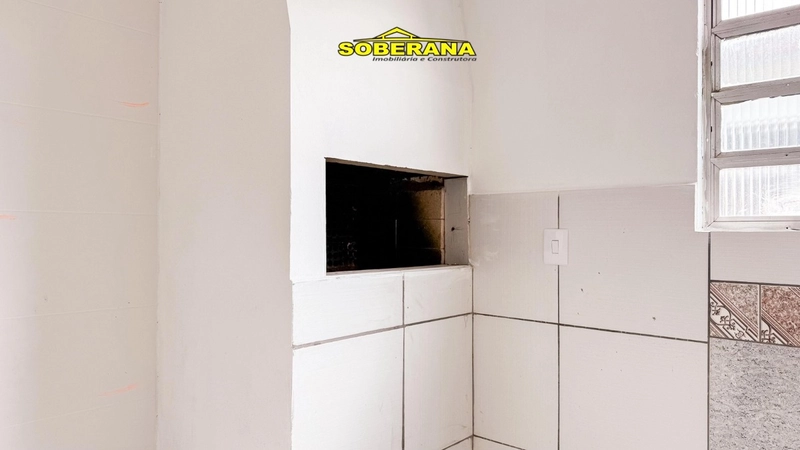 TERRENO COM DUAS BOAS CASAS NO PÁTIO EM CAPÃO NOVO: 12ª foto da galeria de imagens do imóvel