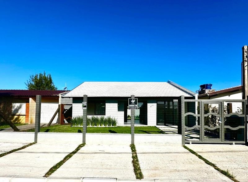 CASA A VENDA EM ATLANTIDA SUL: 18ª foto da galeria de imagens do imóvel