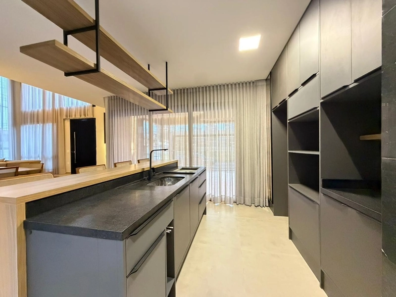 CASA MOBILIADA 3 SUÍTES -  COM TERRAÇO COM VISTA PARA O MAR: 38ª foto da galeria de imagens do imóvel