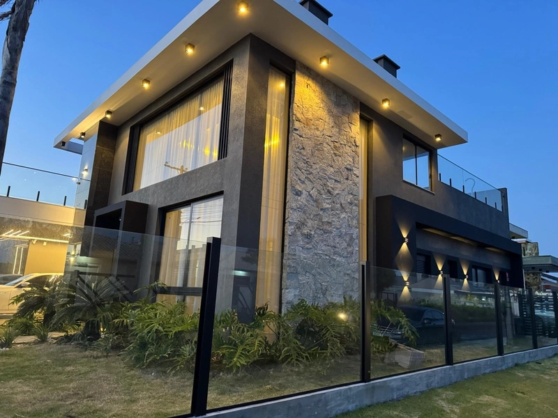 CASA MOBILIADA 3 SUÍTES -  COM TERRAÇO COM VISTA PARA O MAR: 9ª foto da galeria de imagens do imóvel