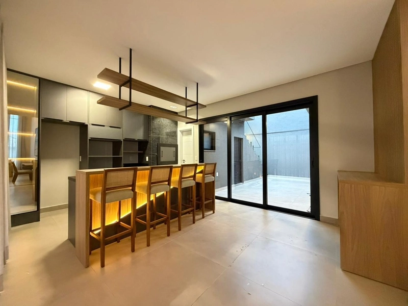 CASA MOBILIADA 3 SUÍTES -  COM TERRAÇO COM VISTA PARA O MAR: 39ª foto da galeria de imagens do imóvel