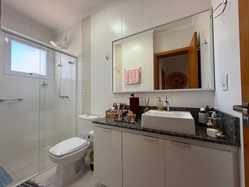 SOBRADO  A VENDA EM XANGRI-LÁ: 10ª foto da galeria de imagens do imóvel