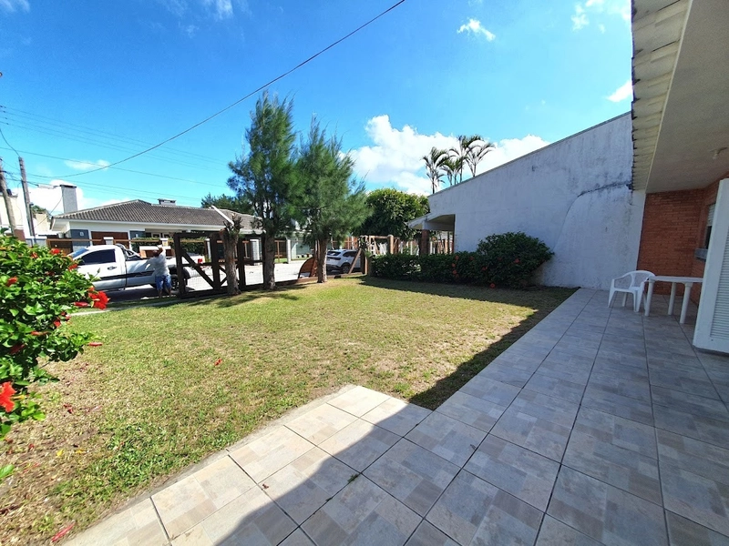 CASA 2 DORMITÓRIOS COM SUÍTE - TERRENO INTEIRO / NOIVA DO MAR: 5ª foto da galeria de imagens do imóvel