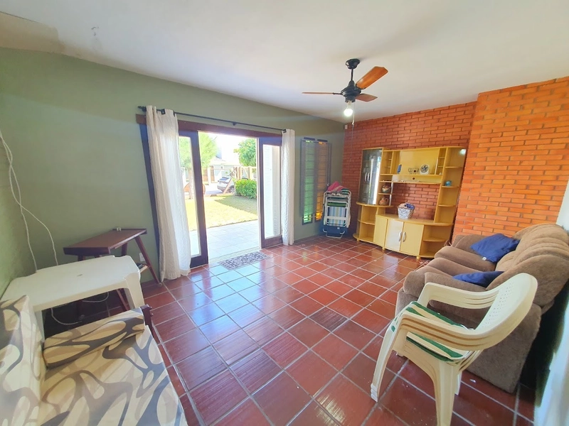 CASA 2 DORMITÓRIOS COM SUÍTE - TERRENO INTEIRO / NOIVA DO MAR: 12ª foto da galeria de imagens do imóvel