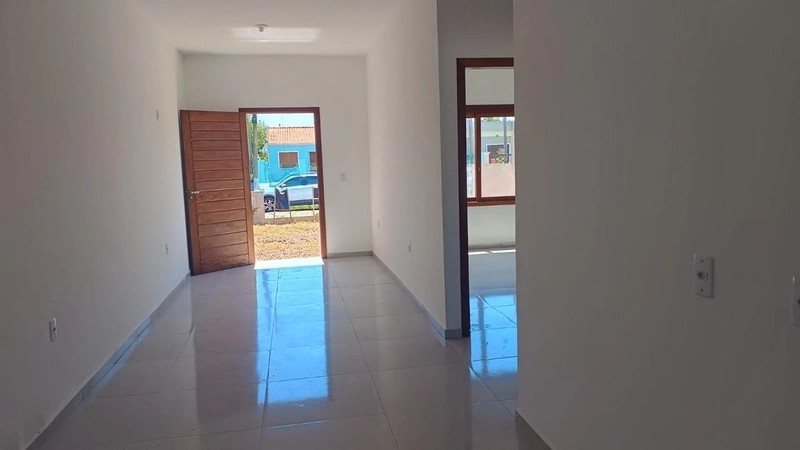 CASA A VENDA EM ATLANTIDA SUL: 10ª foto da galeria de imagens do imóvel