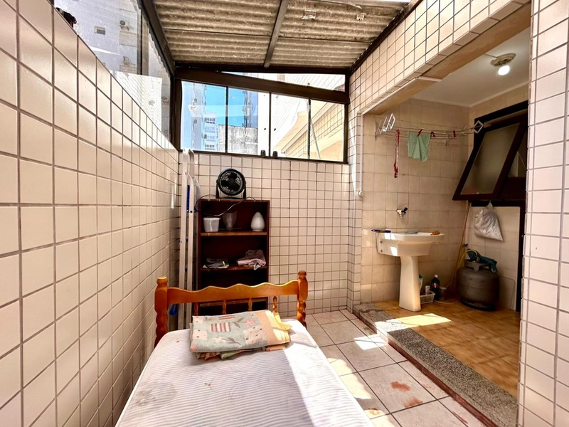 LOFT GIGANTE NO CENTRO: 12ª foto da galeria de imagens do imóvel