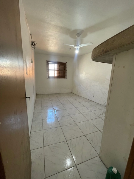 CASA NO SANTA LUZIA MUITO BEM LOCALIZADA: 8ª foto da galeria de imagens do imóvel