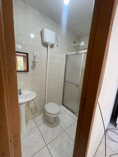 CASA NO SANTA LUZIA MUITO BEM LOCALIZADA: 7ª foto da galeria de imagens do imóvel