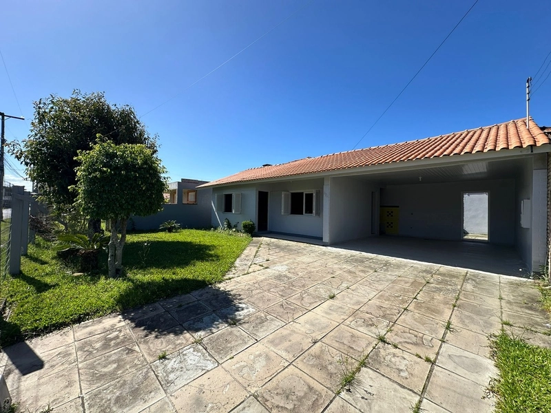 CASA NO CENTRO DE XANGRI-LA / AMPLO TERRENO 450M²: 1ª foto da galeria de imagens do imóvel