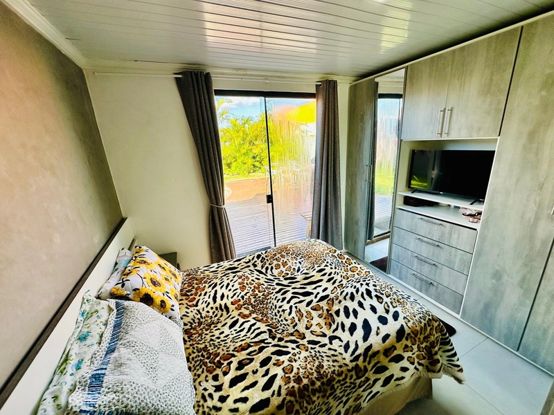 CASA 2 DORMITÓRIOS EM XANGRI-LA: 11ª foto da galeria de imagens do imóvel