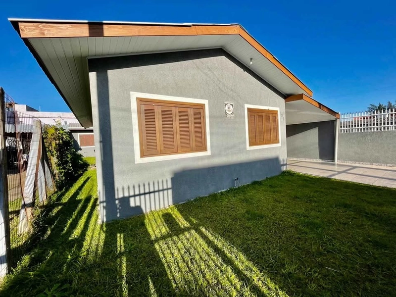 CASA 2 DORMITÓRIOS COM TERRENO INTEIRO - ARCO IRIS: 2ª foto da galeria de imagens do imóvel