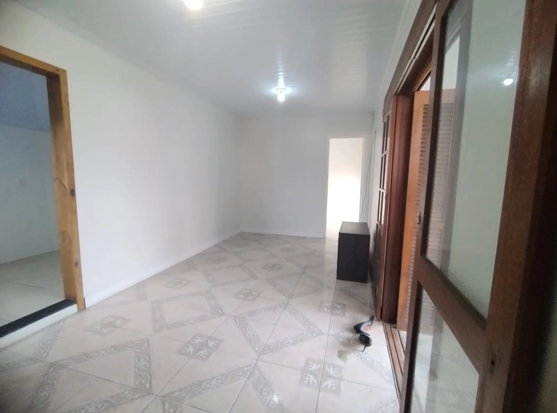 CASA LADO MAR - COM TERRENO INTEIRO / CAPÃO NOVO: 7ª foto da galeria de imagens do imóvel