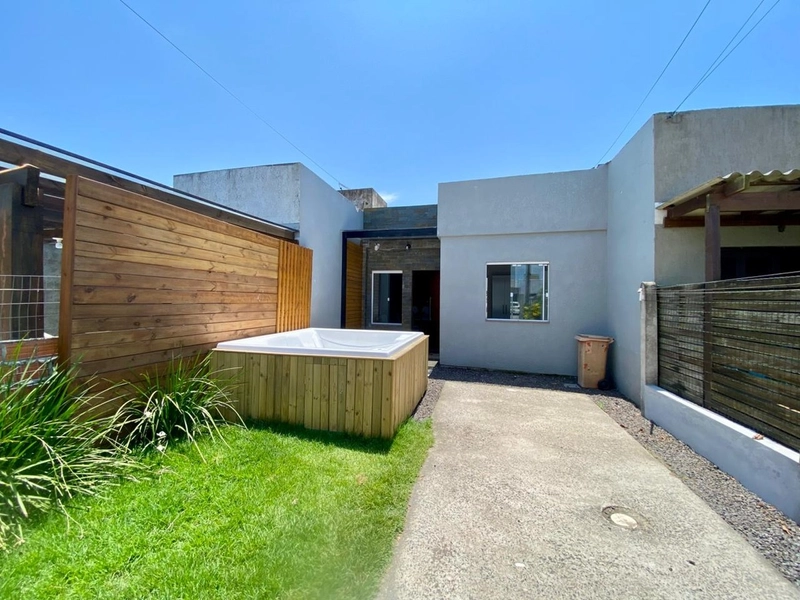 CASA NO GUARANI 2 DORMITÓRIOS C/SUÍTE: 1ª foto da galeria de imagens do imóvel