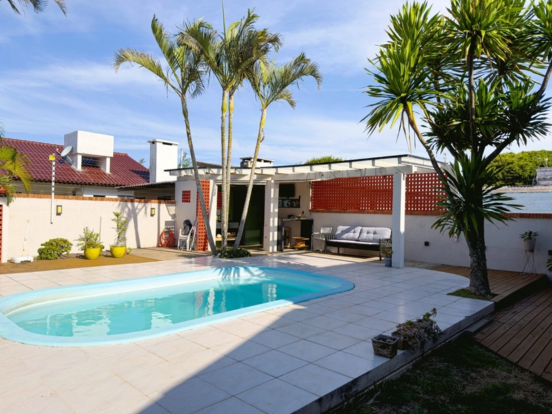 CASA 4 DORMITÓRIOS COM 2 SUÍTES | ATLÂNTIDA - 900 METROS DO MAR: 19ª foto da galeria de imagens do imóvel