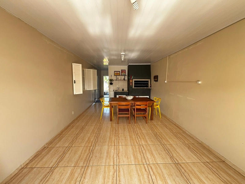 CASA NA RAINHA DO MAR / TERRENO INTEIRO: 5ª foto da galeria de imagens do imóvel