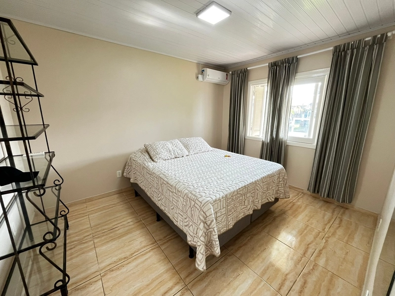 CASA NA RAINHA DO MAR / TERRENO INTEIRO: 13ª foto da galeria de imagens do imóvel