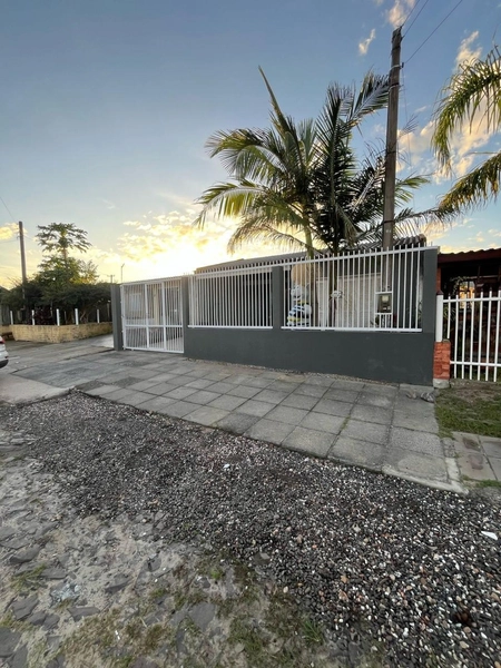 CASA EM CAPÃO NOVO: 6ª foto da galeria de imagens do imóvel