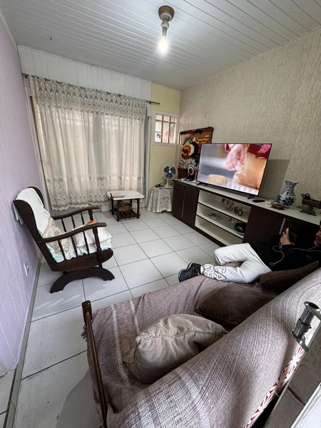 CASA 2 DORMITÓRIOS | GUARANI | LOCALIZAÇÃO PRIVILEGIADA: 3ª foto da galeria de imagens do imóvel