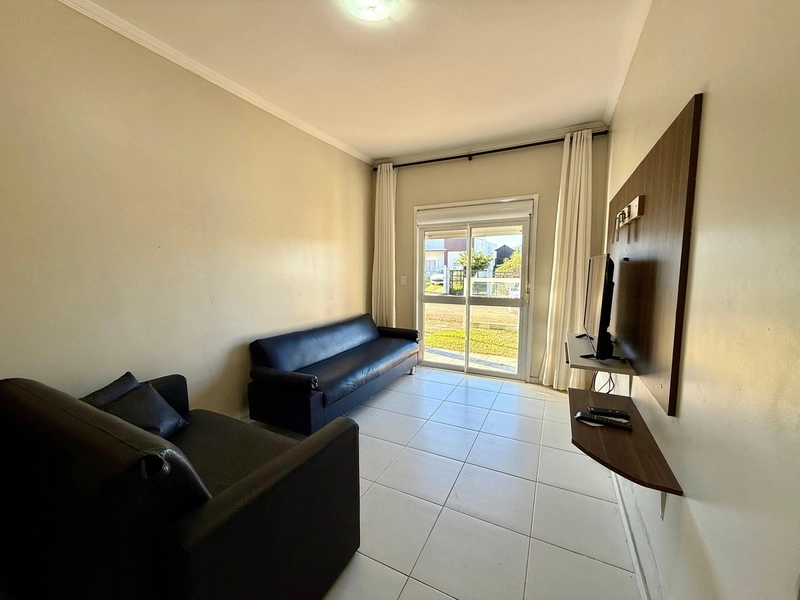 CASA 2 DORMITÓRIOS C/SUÍTE NA PRAIA DE MARIÁPOLIS: 11ª foto da galeria de imagens do imóvel