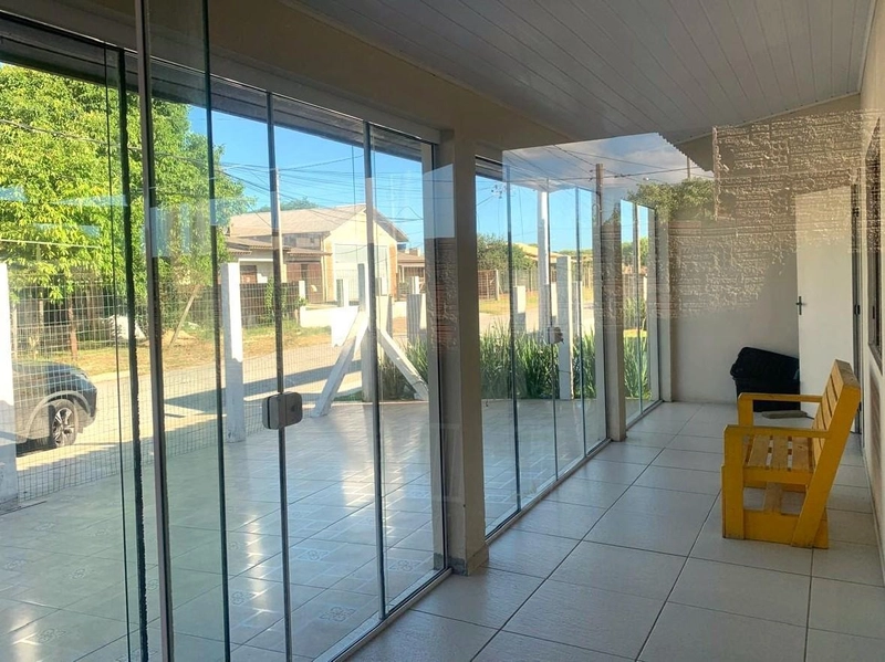 CASA  EM XANGRI-LA - TERRENO INTEIRO: 9ª foto da galeria de imagens do imóvel