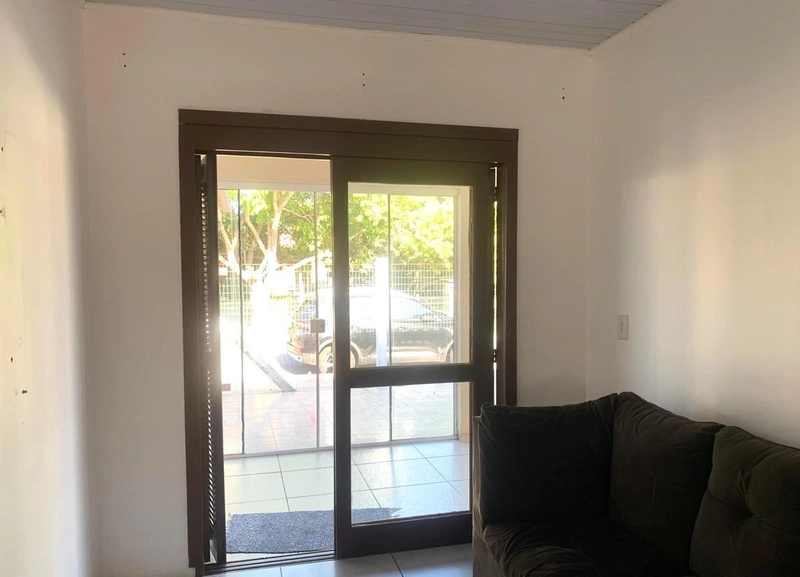 CASA  EM XANGRI-LA - TERRENO INTEIRO: 11ª foto da galeria de imagens do imóvel
