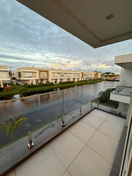 CASA EM CONDOMÍNIO - 3 DORMITÓRIOS COM PISCINA / BEIRA LAGO: 8ª foto da galeria de imagens do imóvel