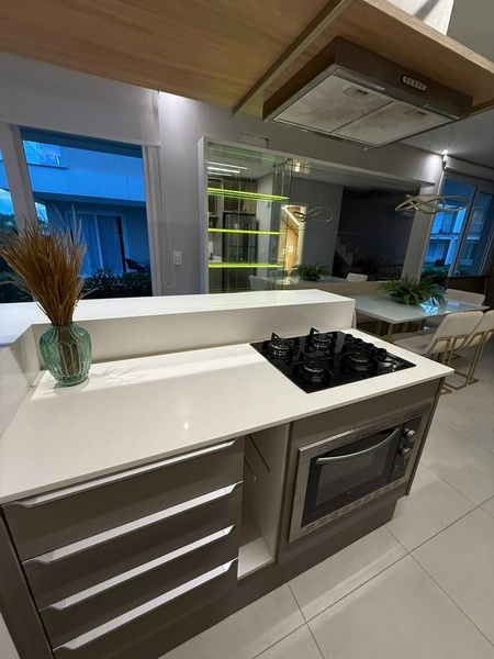 CASA EM CONDOMÍNIO - 3 DORMITÓRIOS COM PISCINA / BEIRA LAGO: 4ª foto da galeria de imagens do imóvel