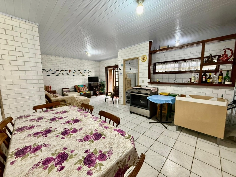 CASA COM 105M² EM ATLÂNTIDA SUL: 11ª foto da galeria de imagens do imóvel